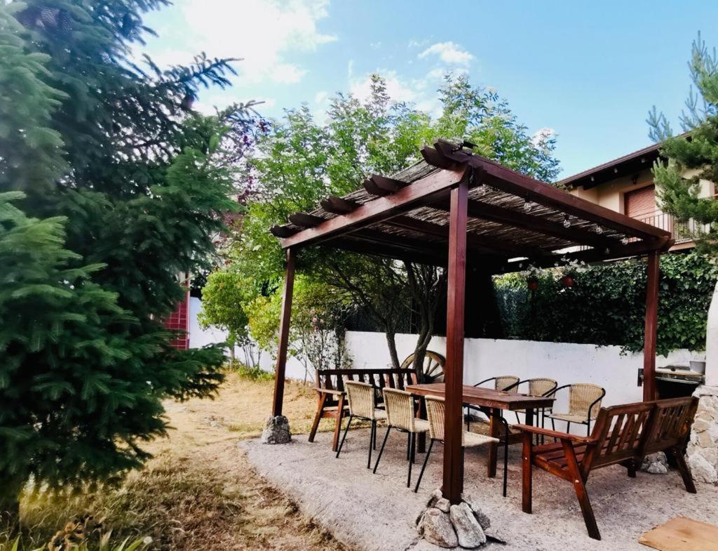 El Piornal ξενώνας Navarredonda de Gredos Εξωτερικό φωτογραφία